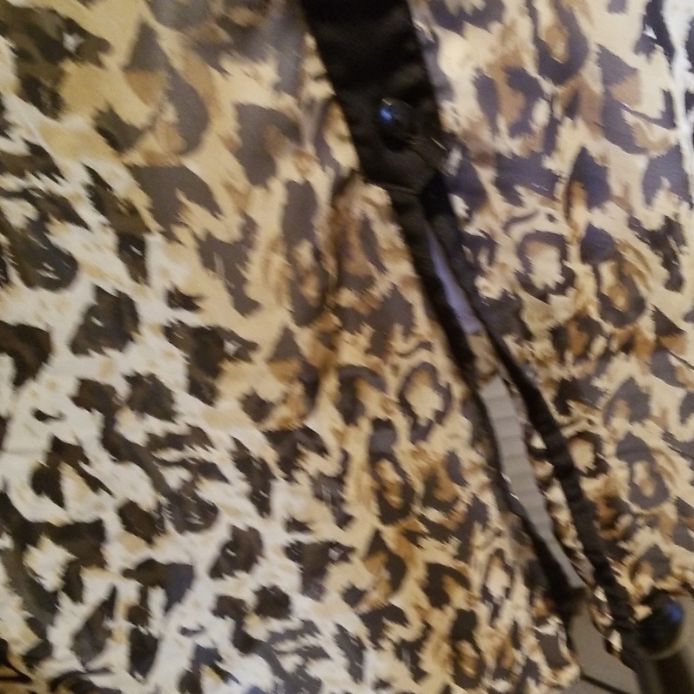 Ladies blouse - Picture 3 of 4